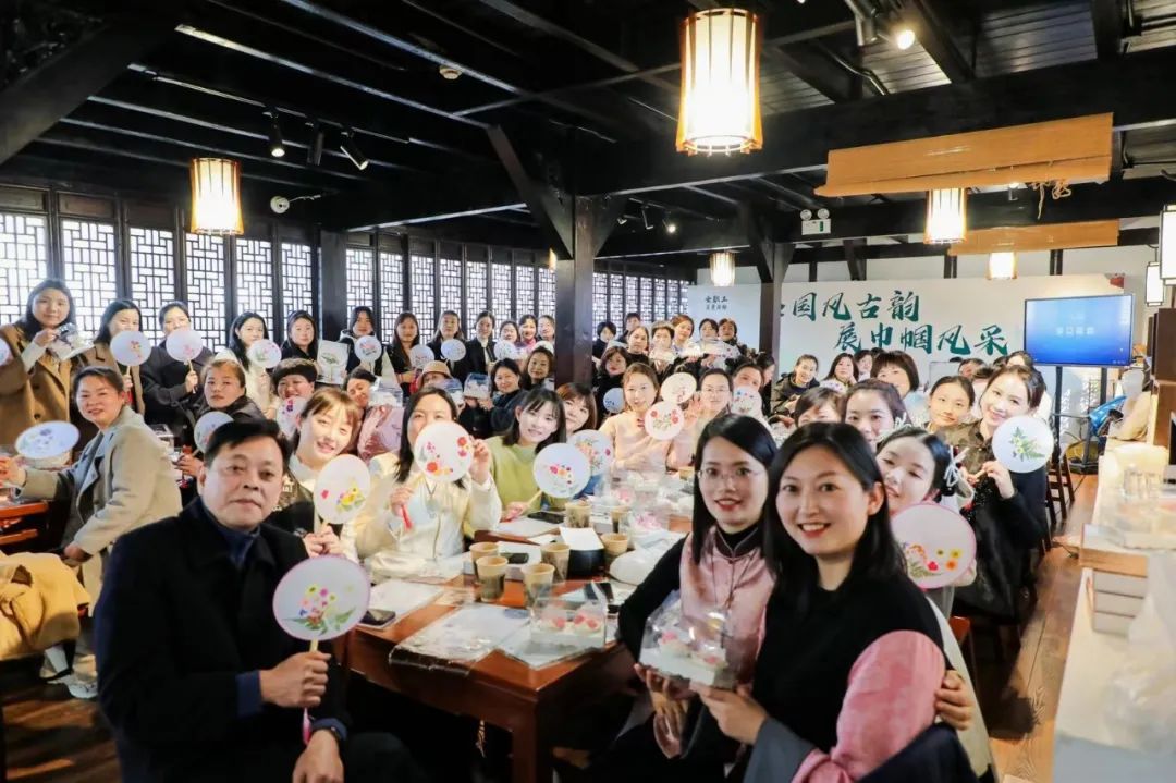 “品国风古韵，展巾帼风采”——南汇公交开展2024年关爱女职工活动